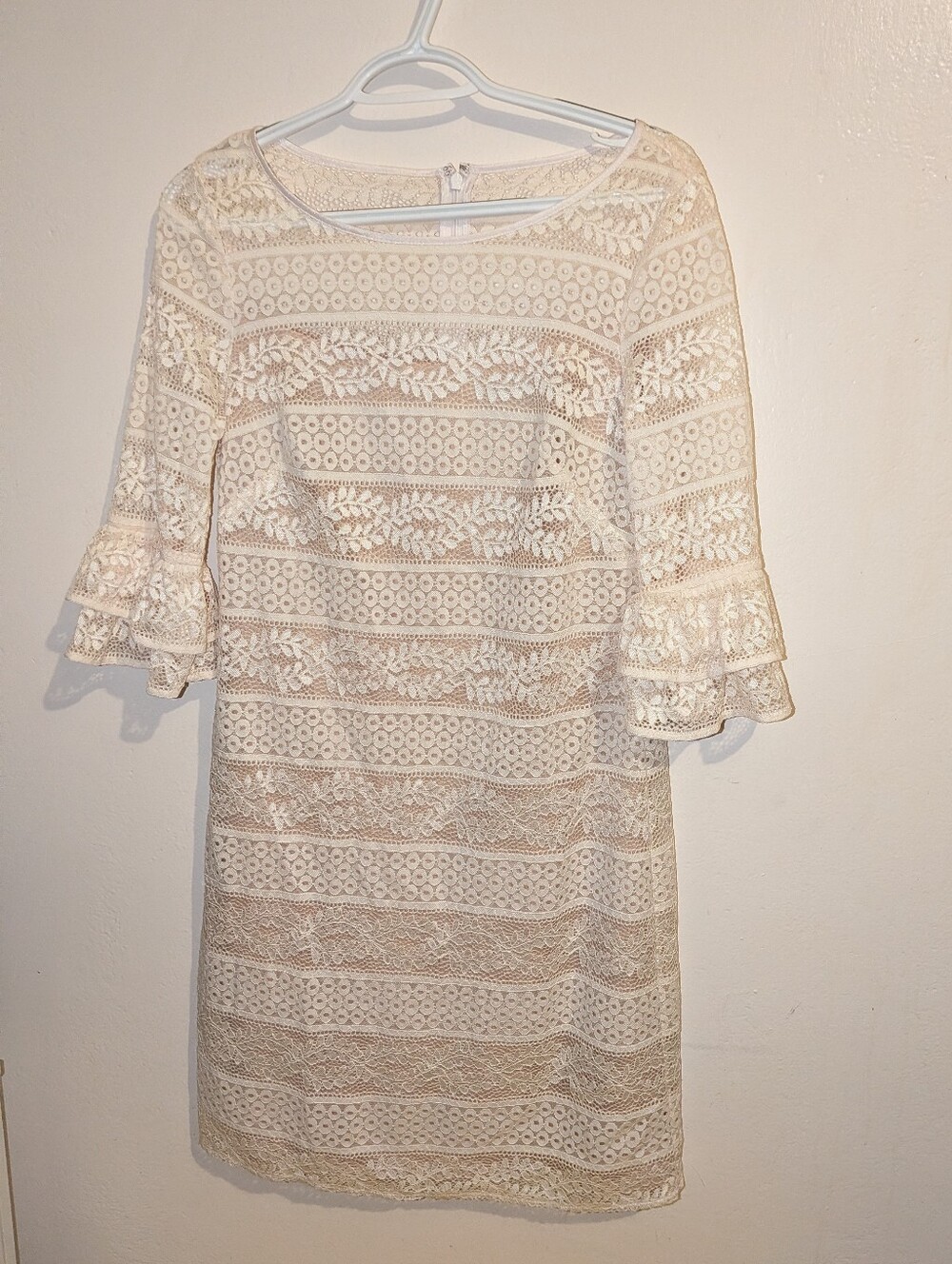 Jessica Howard Cream Lace Midi Dress with Ruffle Sleeves Size 6